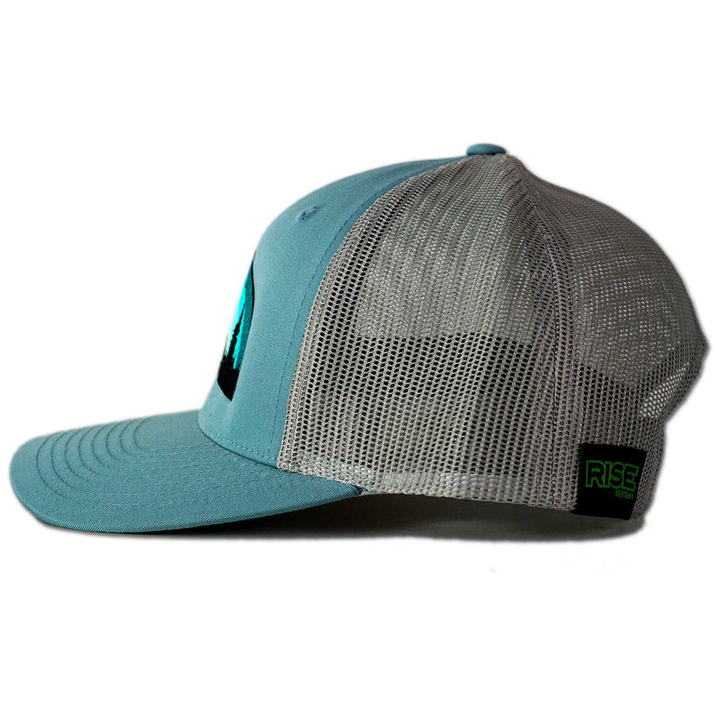 Turquoise Sunset - Trucker Hat - Light Blue/Aluminum